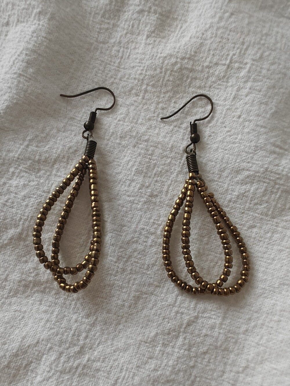Bronze Teardrop Beaded Earrings NWOT - Great Gift 🎁